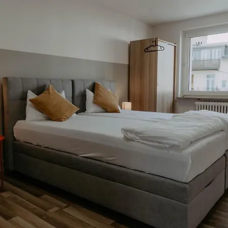 Stilvoll In Frankfurt Hoechst - Feeling At * Fráncfort del Meno