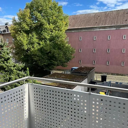 Stilvoll In Frankfurt Hoechst - Feeling At