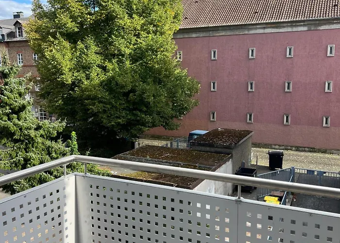 Stilvoll In Frankfurt Hoechst - Feeling At